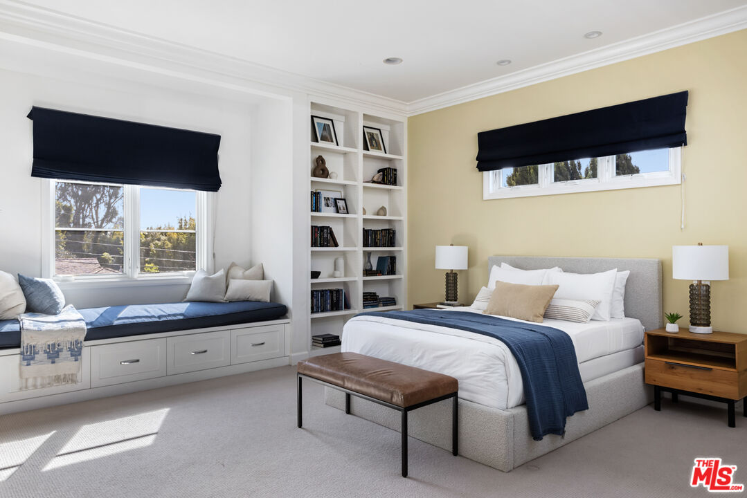 235 Oceano Dr