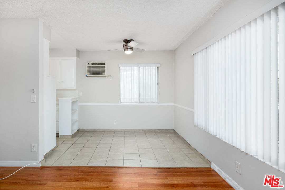 1023 N Laurel Ave Unit: 2