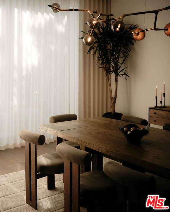 8899 Beverly Blvd Unit: 7