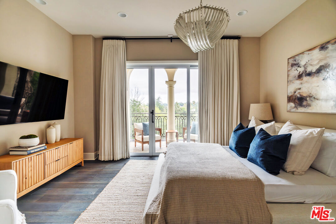 23500 Park Sorrento Unit: C42