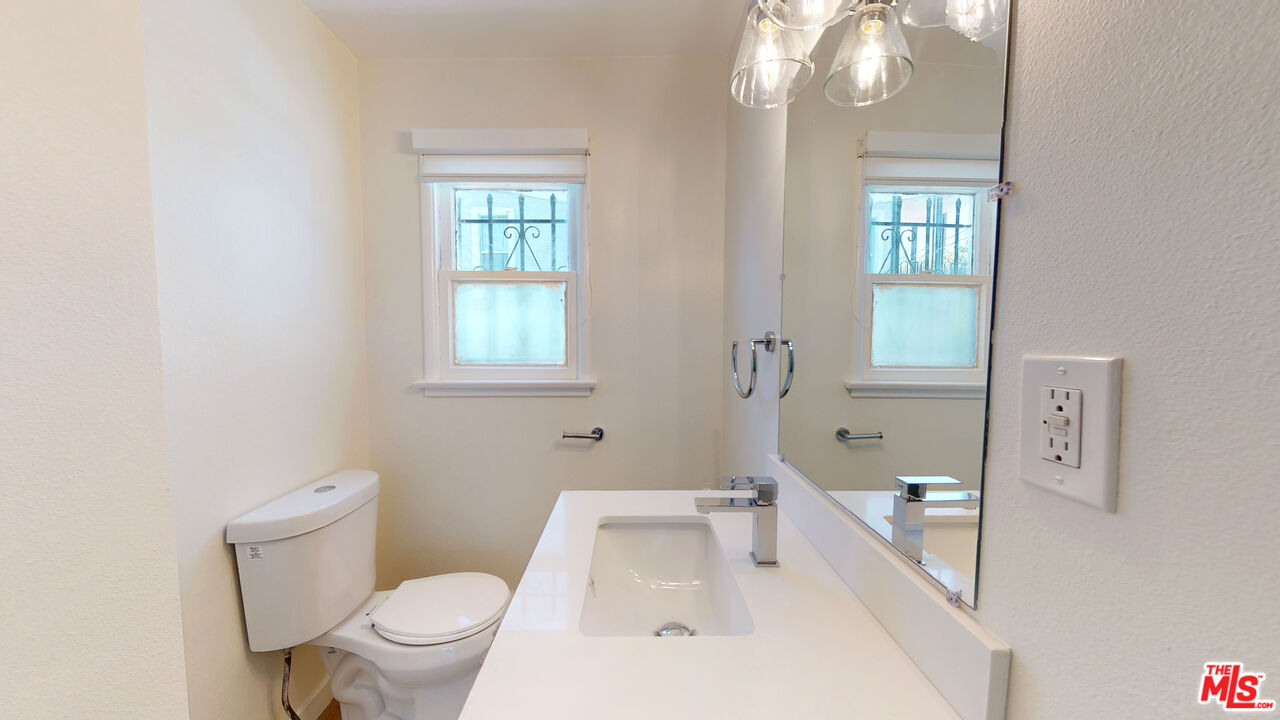 8903 Harratt St Unit: 8911