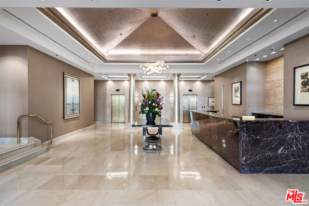 10724 Wilshire Blvd Unit: 206