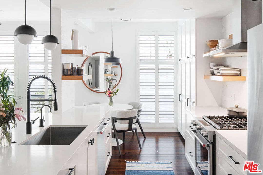 964 Hancock Ave Unit: 105