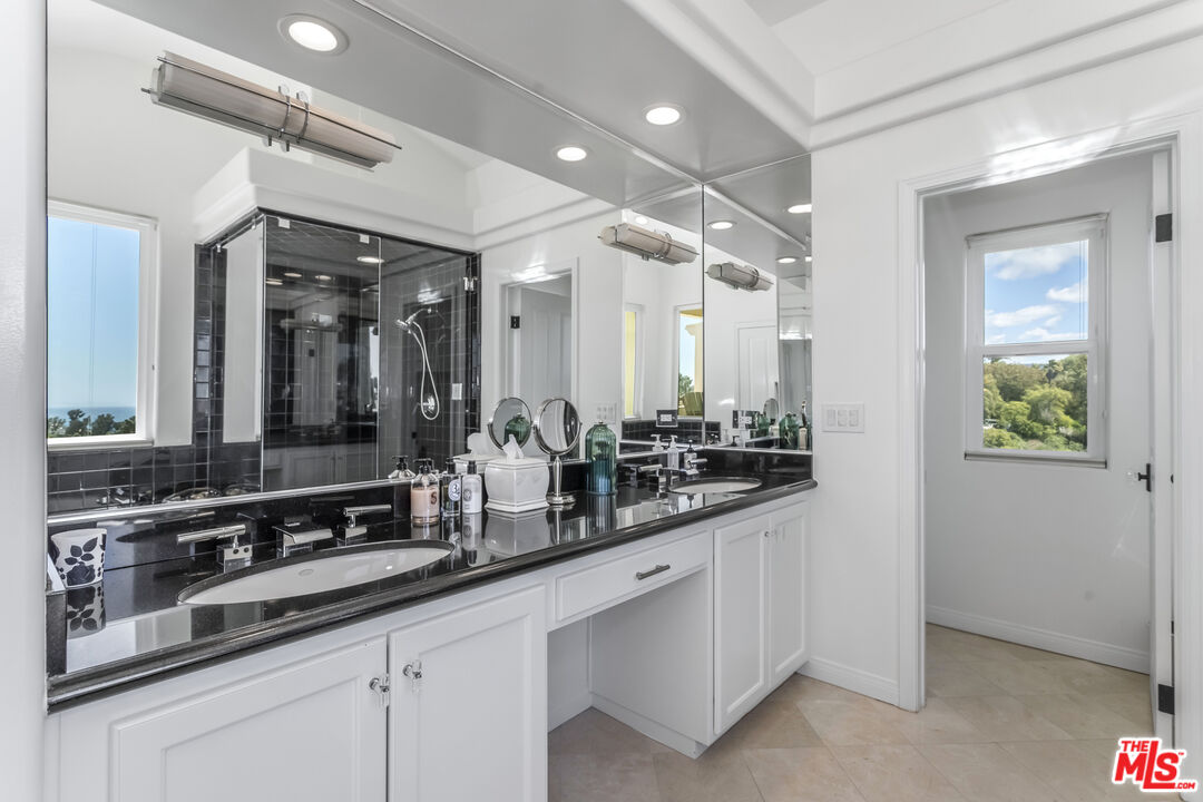 6461 Zuma View Pl Unit: 146