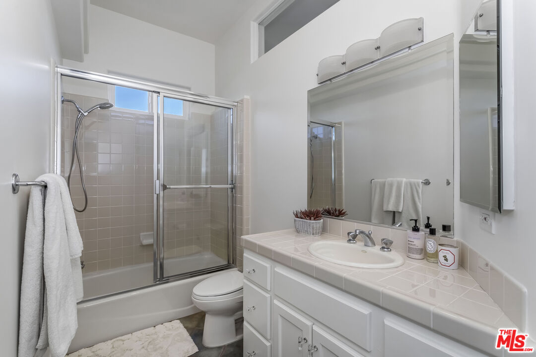 6461 Zuma View Pl Unit: 146