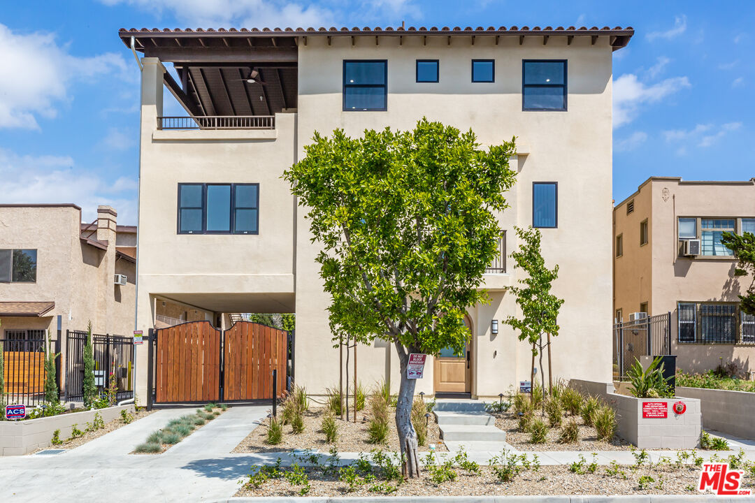 1248 S Bronson Ave