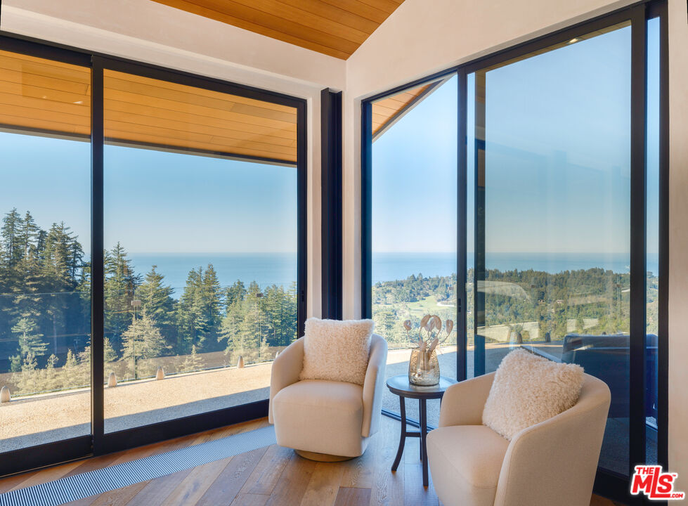 47730 Coast Ridge Road