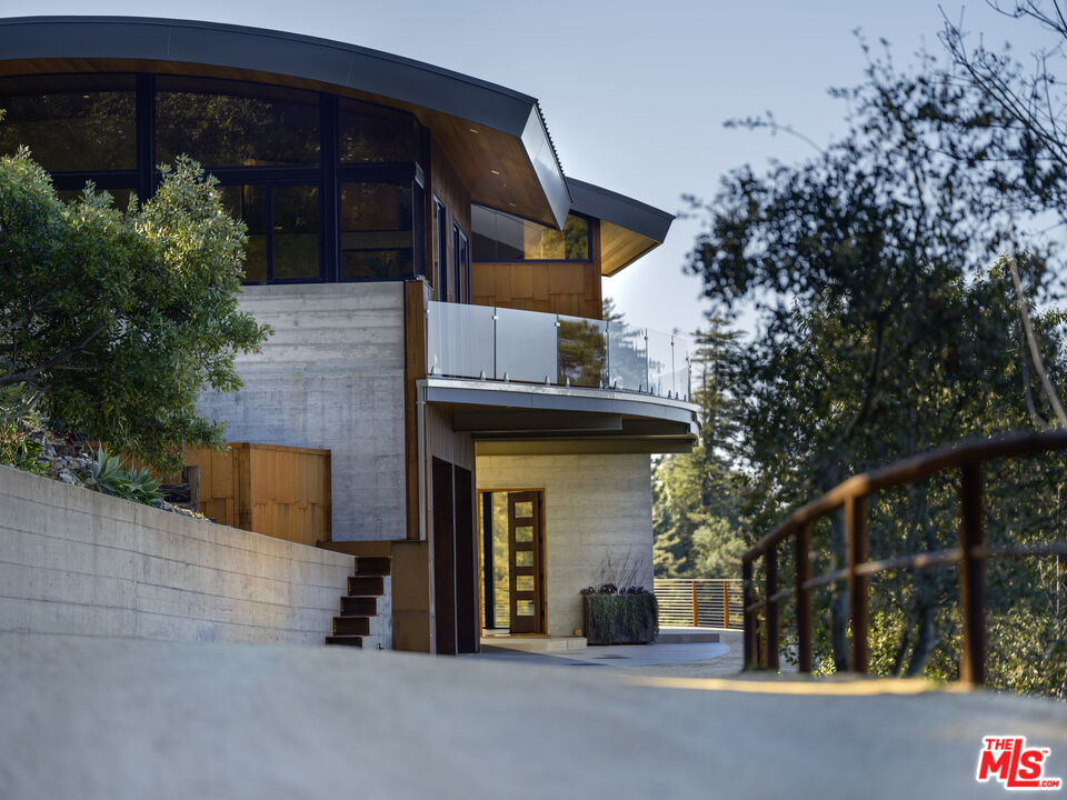 47730 Coast Ridge Road