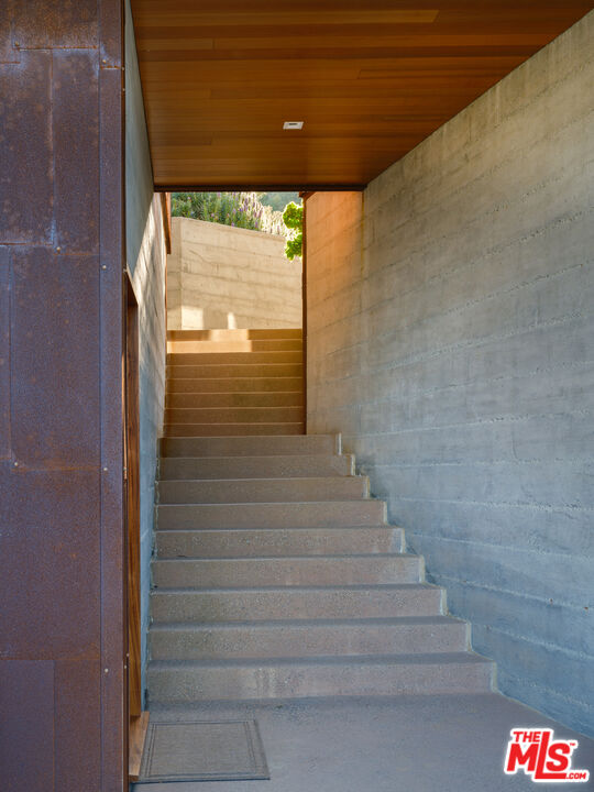 47730 Coast Ridge Road