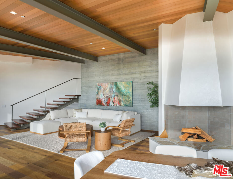 47730 Coast Ridge Road