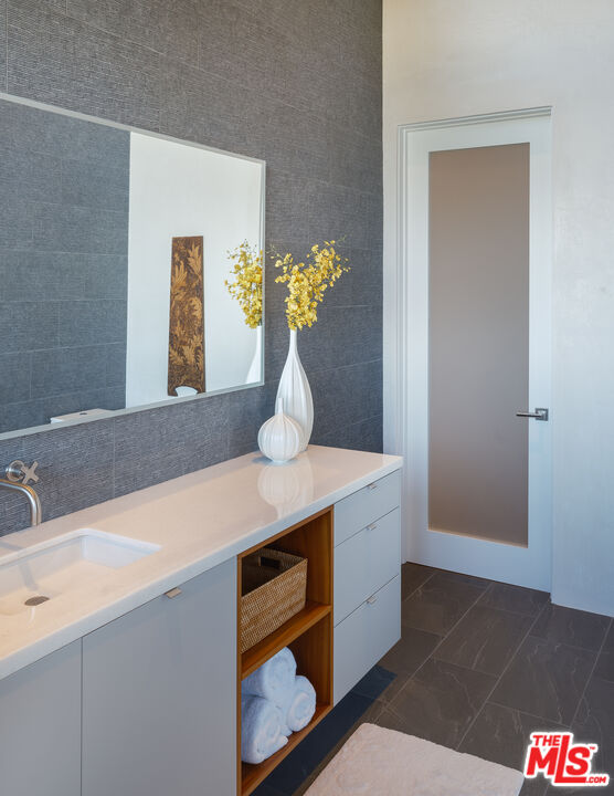 47730 Coast Ridge Road