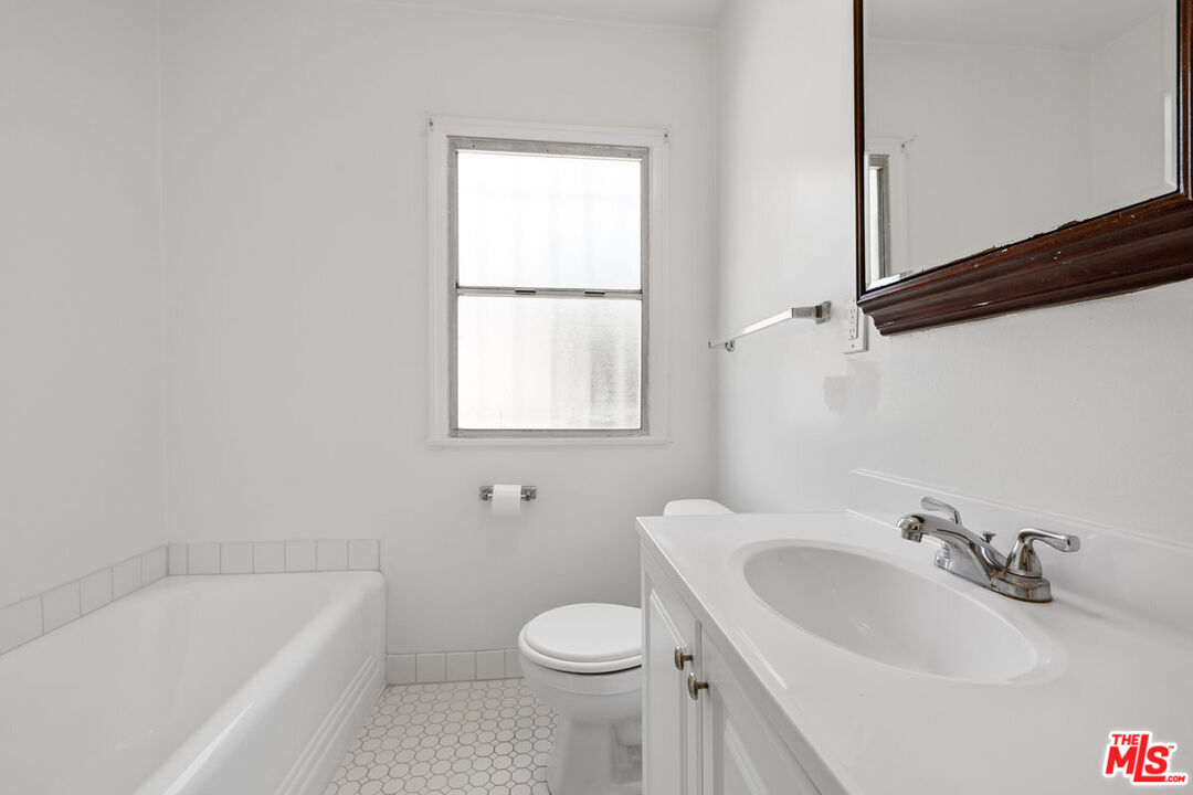 1145 S Shenandoah St