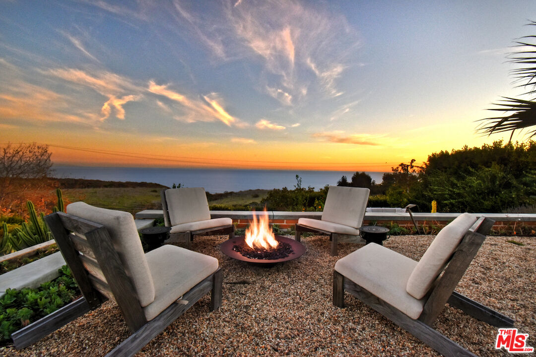 24683 PACIFIC COAST HWY