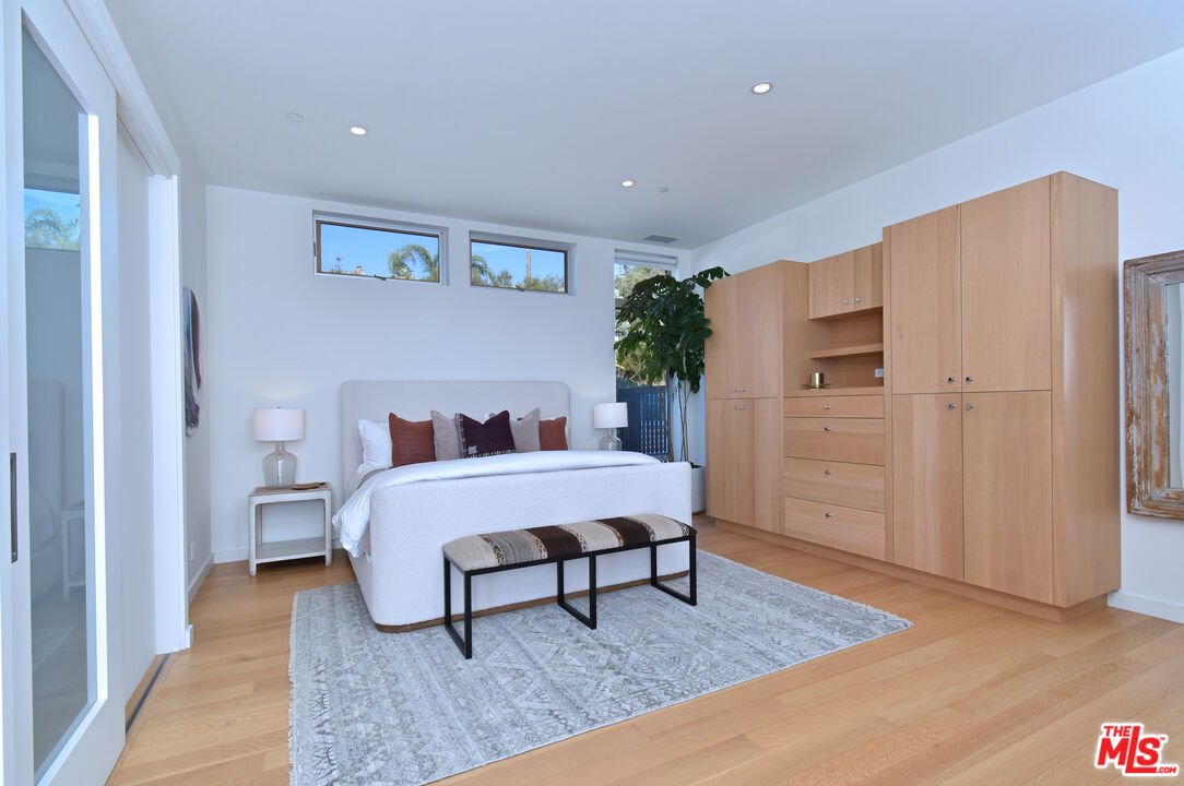 24683 PACIFIC COAST HWY