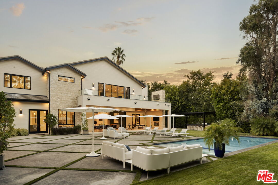 16144 HIGH VALLEY PL