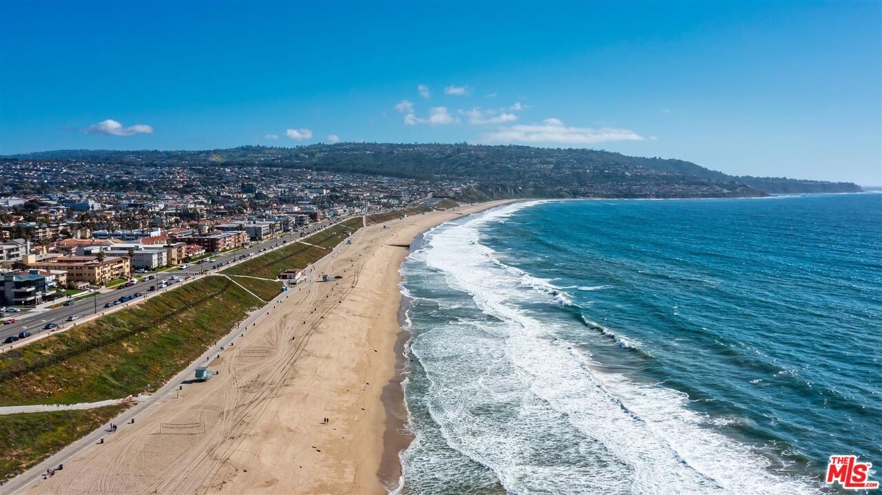 420 S Broadway Unit: B