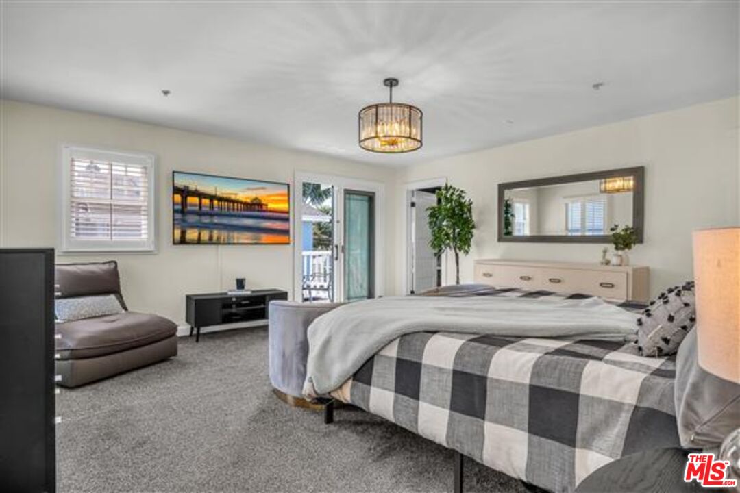 420 S Broadway Unit: B