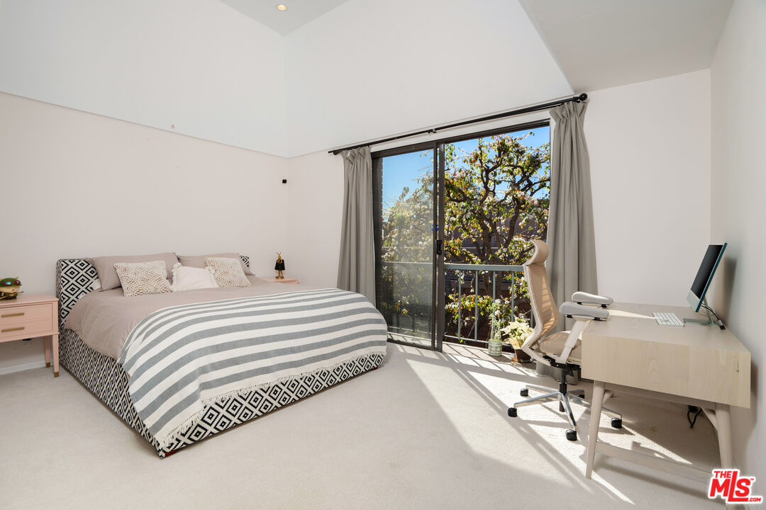 4435 Alla Rd Unit: 2