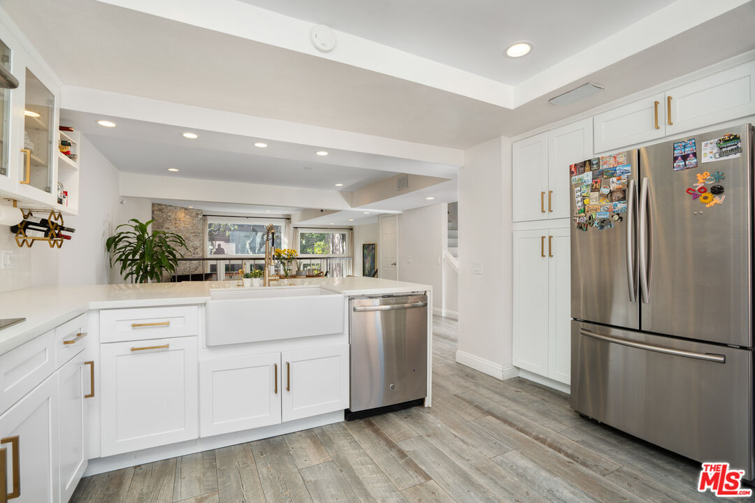 4435 Alla Rd Unit: 2