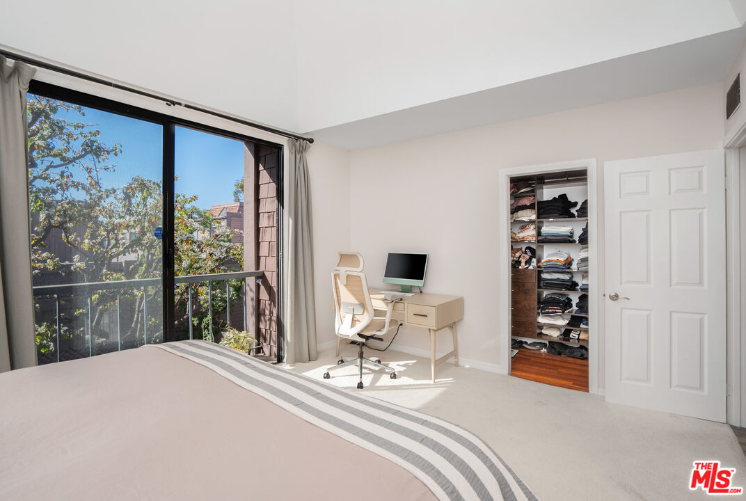 4435 Alla Rd Unit: 2