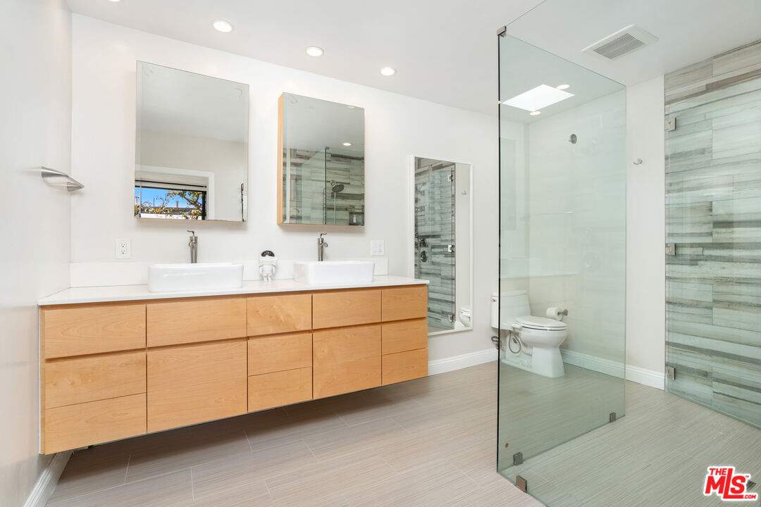 4435 Alla Rd Unit: 2