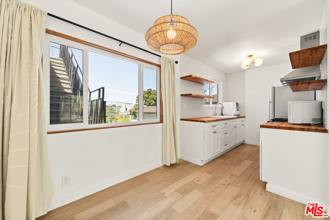 2135 Bellevue Ave Unit: 1