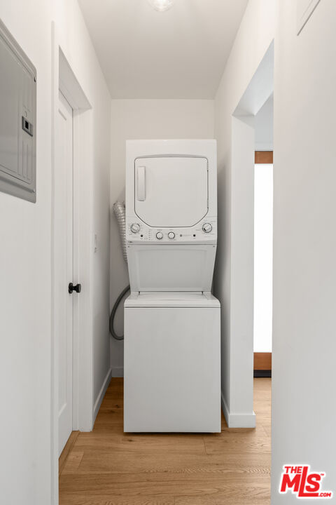 2135 Bellevue Ave Unit: 1