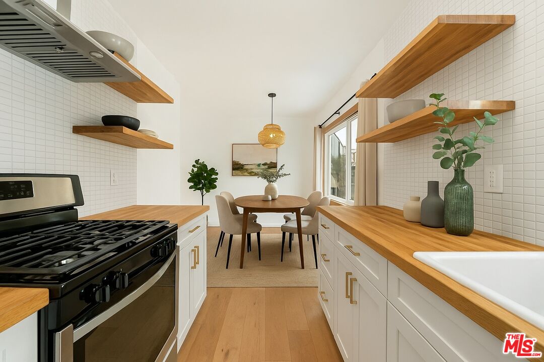 2135 Bellevue Ave Unit: 1