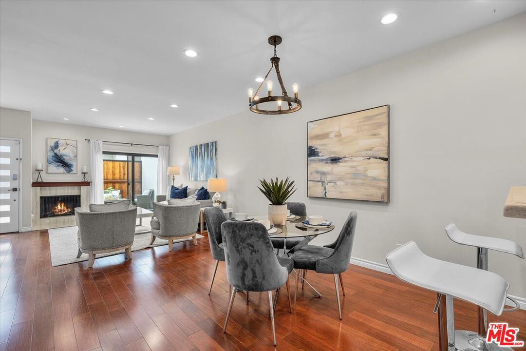 1133 24th St Unit: 5