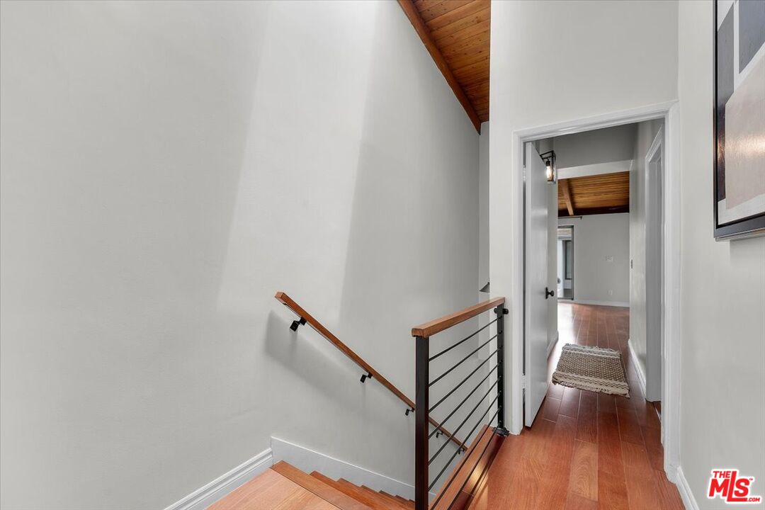 1133 24th St Unit: 5