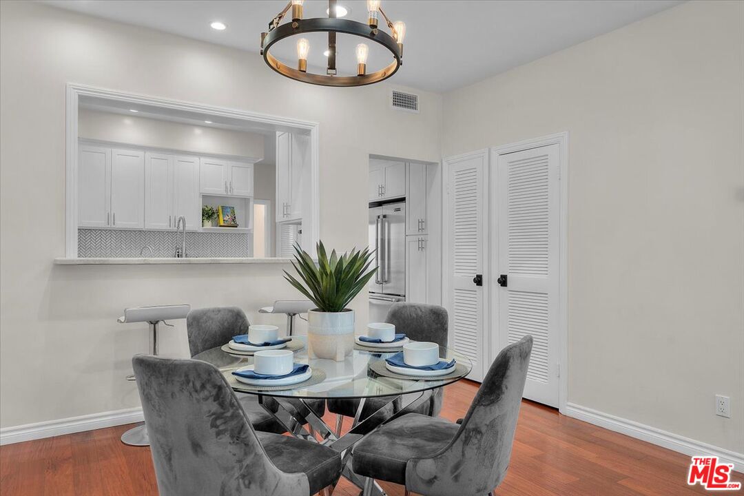 1133 24th St Unit: 5