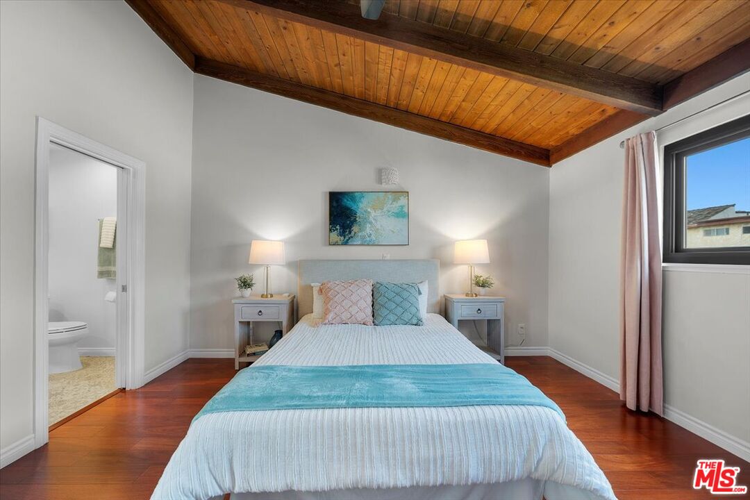 1133 24th St Unit: 5