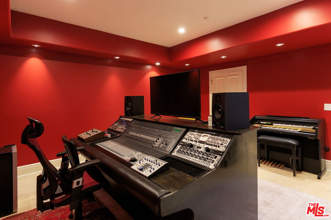 16671 Calle Brittany