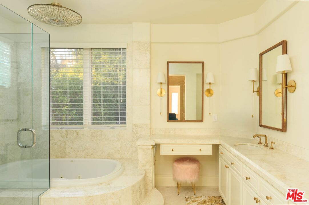 16671 Calle Brittany