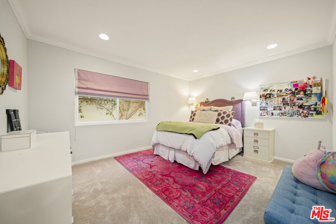 2740 N Deep Canyon Dr