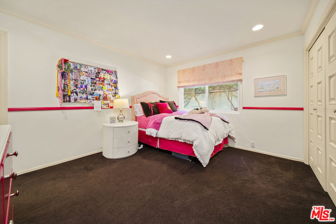 2740 N Deep Canyon Dr