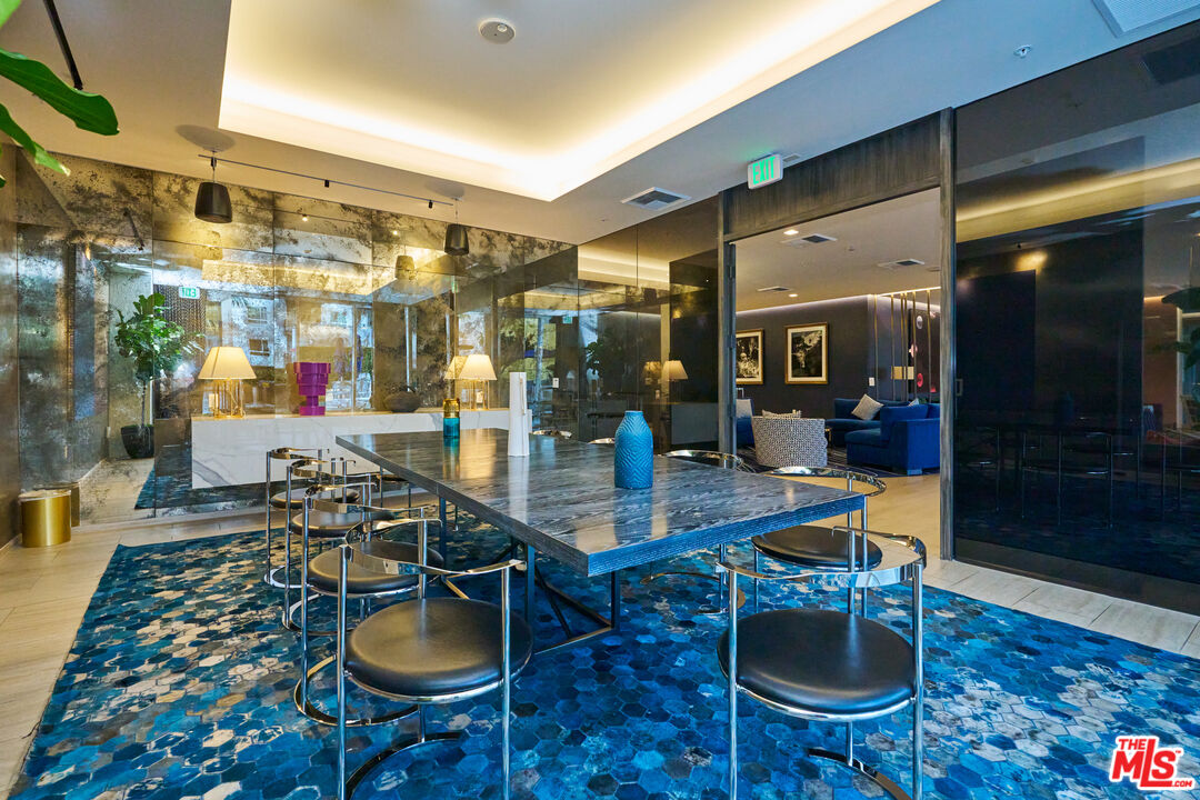 1050 S Grand Ave Unit: 1908