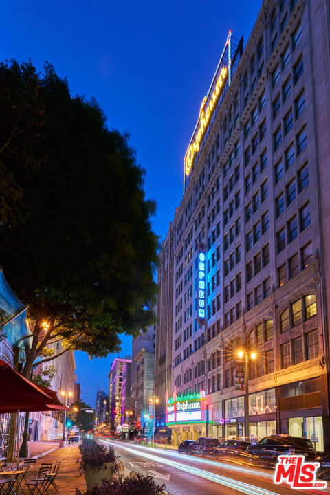 1050 S Grand Ave Unit: 1908