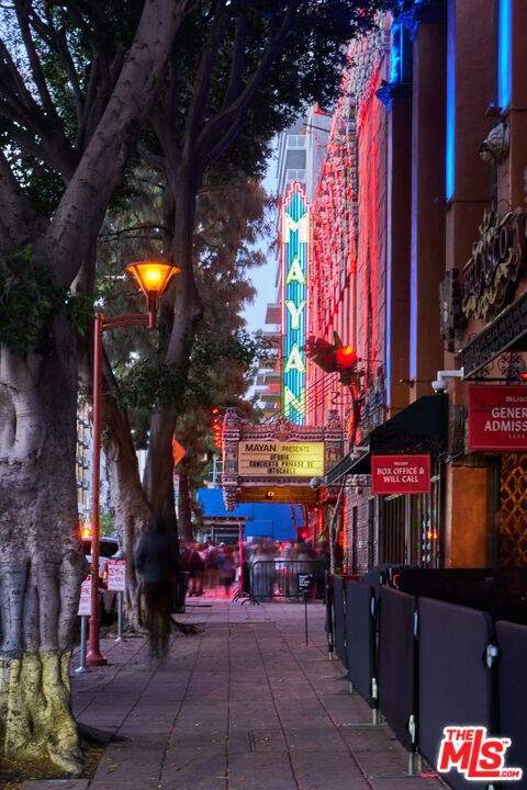 1050 S Grand Ave Unit: 1908