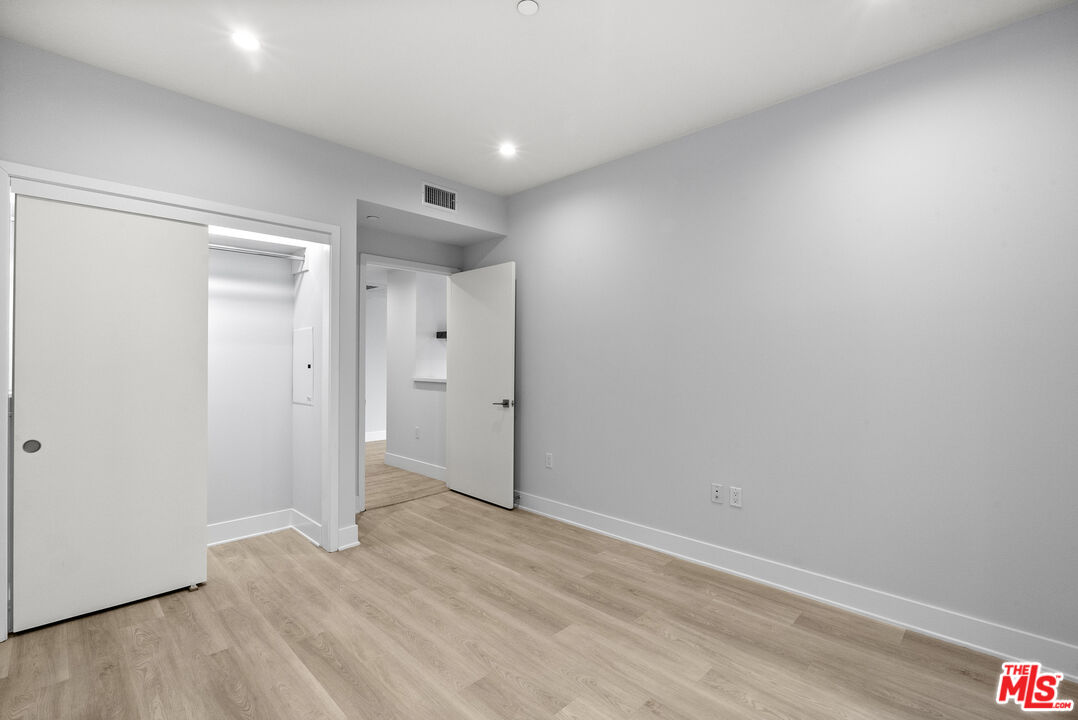 5955 Saturn St Unit: 102