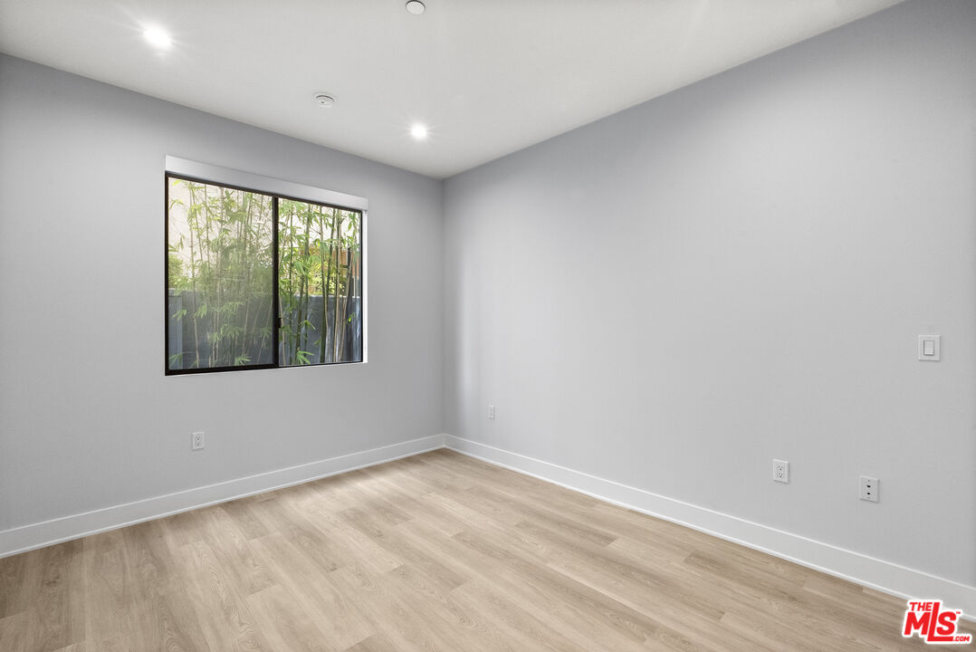 5955 Saturn St Unit: 102