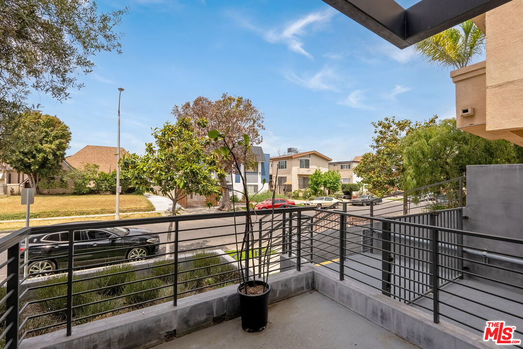 5955 Saturn St Unit: 102