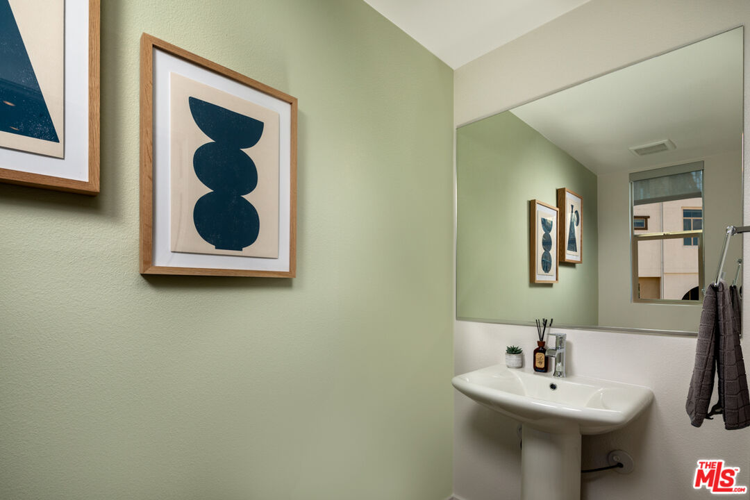 1483 W Vista Way Unit: 1574N