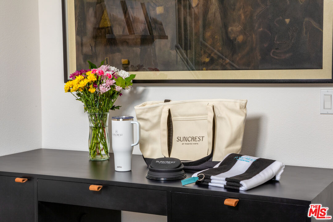 1483 W Vista Way Unit: 1574N