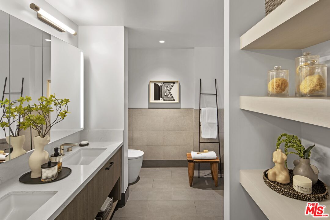 9001 Santa Monica Blvd Unit: 303