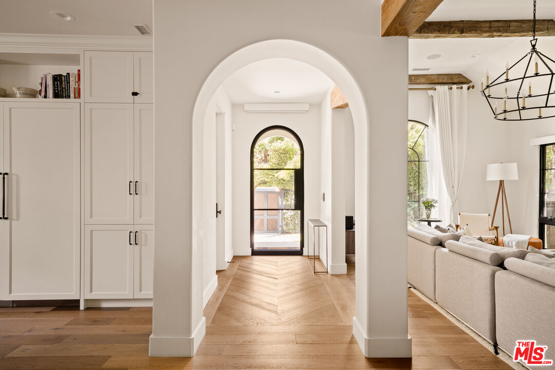 459 N Crescent Heights Blvd