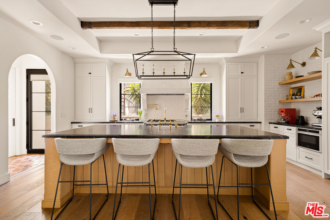 459 N Crescent Heights Blvd