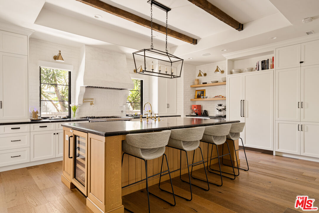 459 N Crescent Heights Blvd