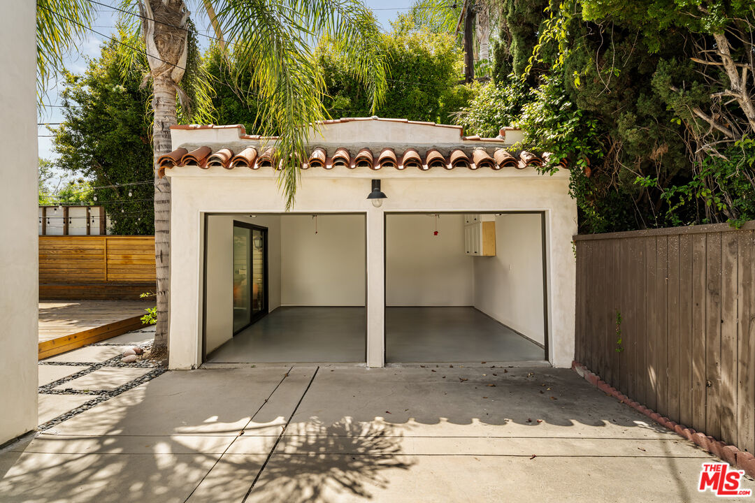 459 N Crescent Heights Blvd