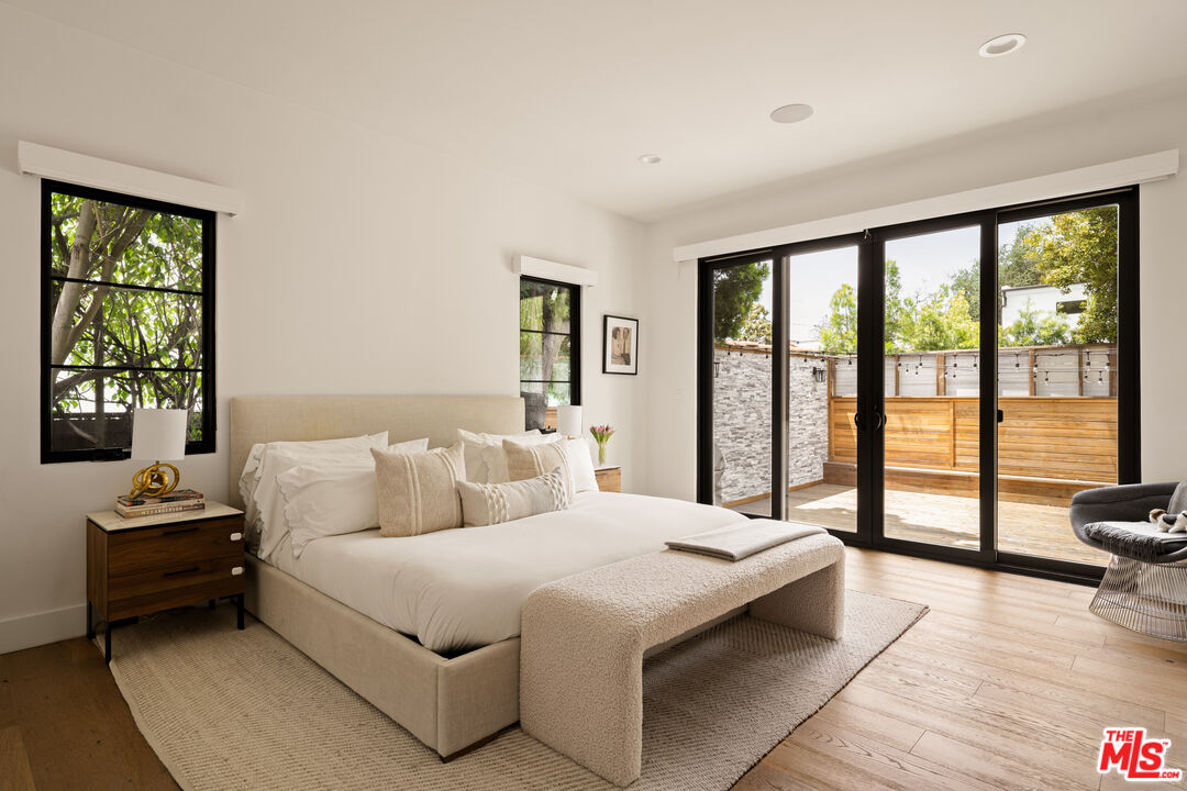 459 N Crescent Heights Blvd